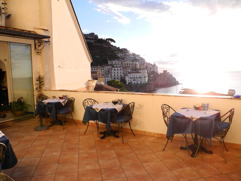 Hotel Croce Di Amalfi Luaran gambar